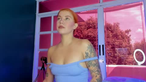 Melanie Roux online show from April 6, 2026, 7:37 pm