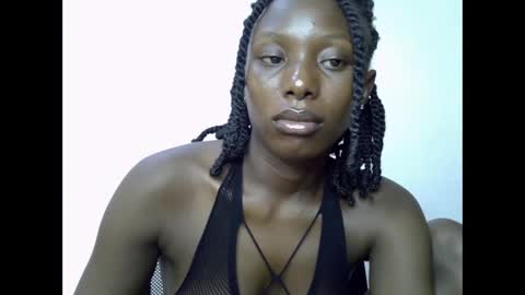 Snapshot of melanine_floral chatting on January 22, 2025, 9:35 am Praiz online show from January 22, 2025, 9:35 am