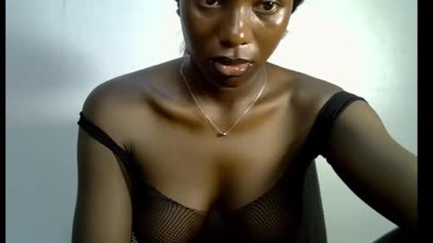 Snapshot of melanine_floral chatting on February 14, 2025, 7:17 am Praiz online show from February 14, 2025, 7:17 am