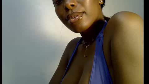Snapshot of melanine_floral chatting on February 15, 2025, 9:37 pm Praiz online show from February 15, 2025, 9:37 pm