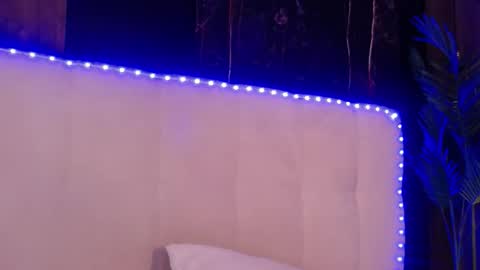 melanniebrown online show from March 25, 2026, 4:40 am