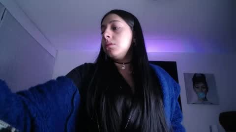 melanny_petite online show from April 21, 2026, 12:33 pm