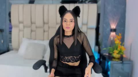 melany_hoffman online show from September 25, 2025, 8:23 pm