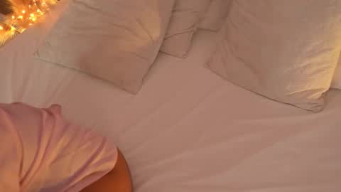 Mellanya online show from March 28, 2026, 7:19 am