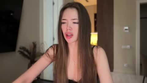 Adel online show from September 10, 2025, 1:44 pm