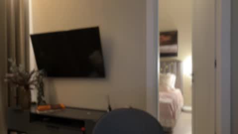 Adel online show from March 9, 2026, 7:40 pm