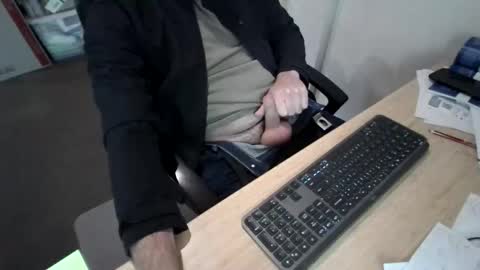 Snapshot of melbguy_075 chatting on May 27, 2026, 3:36 am melbguy_075 online show from May 27, 2026, 3:36 am