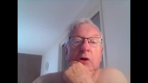 Snapshot of melbourne000 chatting on January 18, 2025, 3:20 am melbourne000 online show from January 18, 2025, 3:20 am