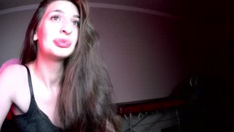 Snapshot of melena_caramel chatting on June 5, 2026, 7:30 pm melena_caramel online show from June 5, 2026, 7:30 pm