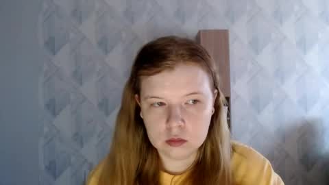 Snapshot of melina_beauty chatting on April 25, 2026, 7:22 am Melina online show from April 25, 2026, 7:22 am