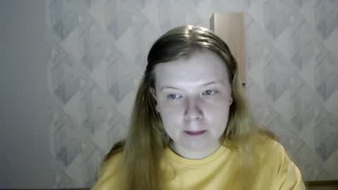 Snapshot of melina_beauty chatting on April 25, 2026, 4:15 pm Melina online show from April 25, 2026, 4:15 pm