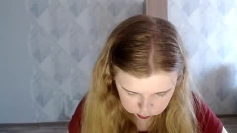 Snapshot of melina_beauty chatting on April 28, 2026, 6:51 am Melina online show from April 28, 2026, 6:51 am