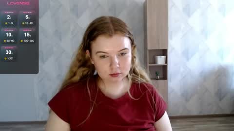 Snapshot of melina_beauty chatting on June 5, 2026, 6:52 am Melina online show from June 5, 2026, 6:52 am