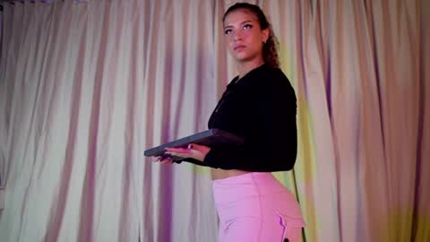 Snapshot of melina_smith1 chatting on June 11, 2026, 12:32 am MelinaSmith online show from June 11, 2026, 12:32 am