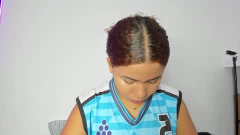 M E L I N A  online show from March 28, 2026, 8:52 pm