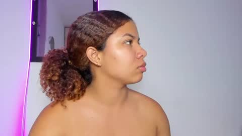 Snapshot of melinamartins chatting on June 14, 2026, 10:56 pm M E L I N A online show from June 14, 2026, 10:56 pm