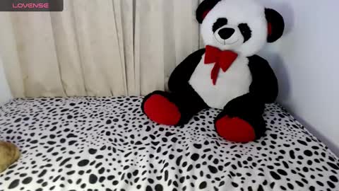 melinna706702 online show from March 4, 2025, 3:00 am