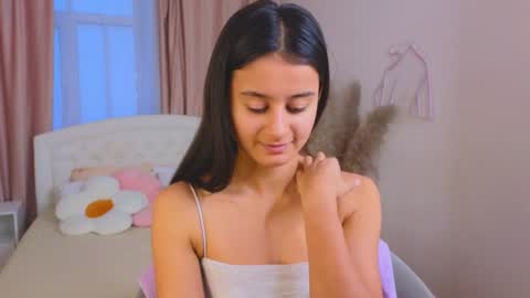 Victoria online show from December 6, 2024, 7:21 am