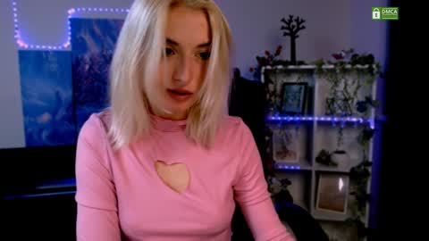 Melisa online show from January 21, 2025, 8:43 pm