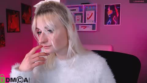 Melisa online show from October 9, 2025, 7:34 pm