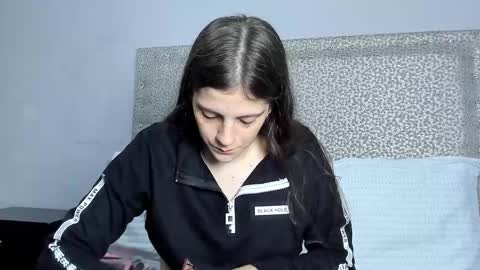 Melissa online show from February 12, 2025, 1:06 pm