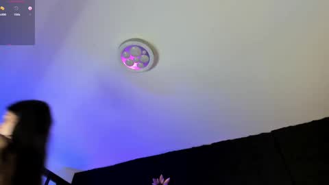 Melissa online show from September 12, 2025, 3:56 pm