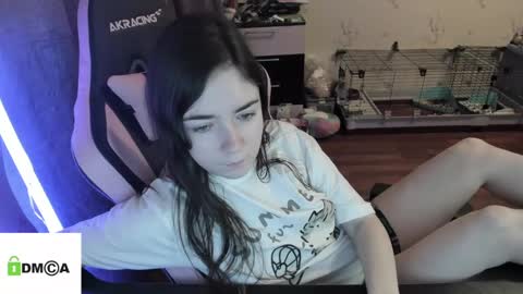 melisanilson online show from February 1, 2025, 2:58 am