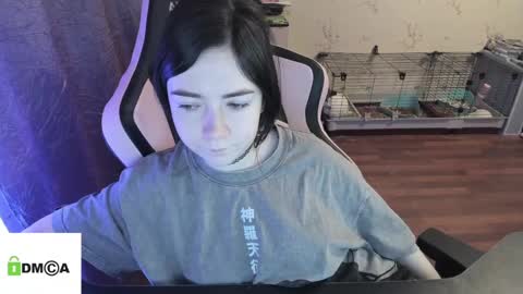 melisanilson online show from February 17, 2025, 1:47 am