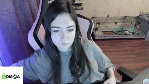 melisanilson online show from February 25, 2025, 11:44 pm