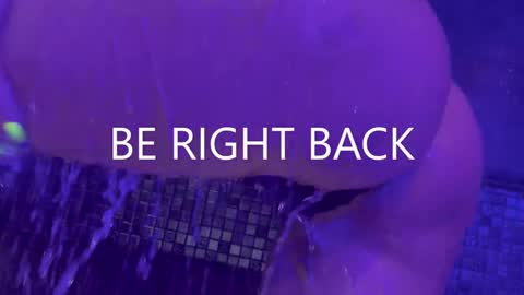 Hot Milf Melissa  ONLINE  Mon  Tue  Wed  Fr  Sun  - 9pm - 6amUTC3 online show from December 11, 2024, 5:48 pm