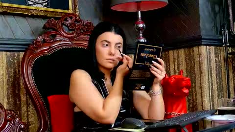 Melissa online show from October 20, 2025, 11:54 am