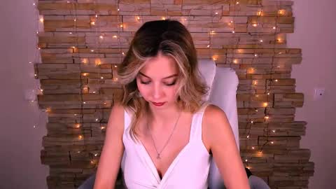 Snapshot of melissa_richardson chatting on February 22, 2025, 7:58 pm Melissa online show from February 22, 2025, 7:58 pm