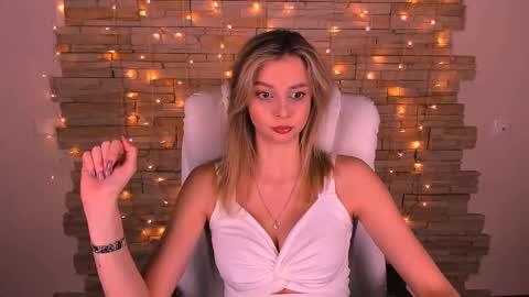 Snapshot of melissa_richardson chatting on February 26, 2025, 12:47 pm Melissa online show from February 26, 2025, 12:47 pm