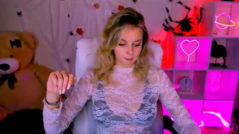 Melissa online show from October 27, 2025, 4:22 pm