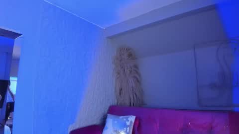 M E L I S S A  online show from February 11, 2026, 11:59 am