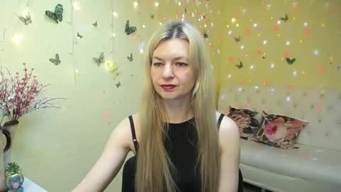 Snapshot of melissatylerbb chatting on April 25, 2026, 6:27 am Melissa online show from April 25, 2026, 6:27 am