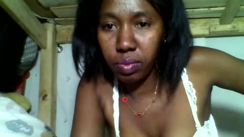 Snapshot of mella395695 chatting on June 13, 2026, 12:47 pm mella395695 online show from June 13, 2026, 12:47 pm