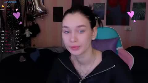 Freya  IM NONUDE online show from February 20, 2025, 9:31 pm