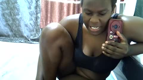 Snapshot of mellanine_ebony chatting on June 24, 2026, 7:51 am mellanine_ebony online show from June 24, 2026, 7:51 am