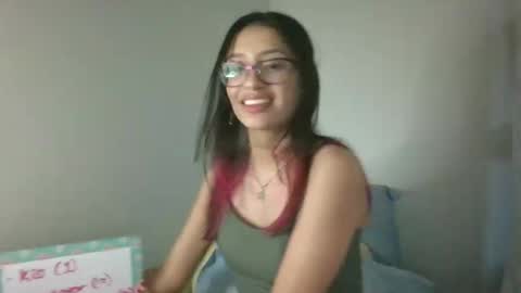 Snapshot of mellerina_ chatting on April 3, 2026, 2:20 am Mel 3 online show from April 3, 2026, 2:20 am