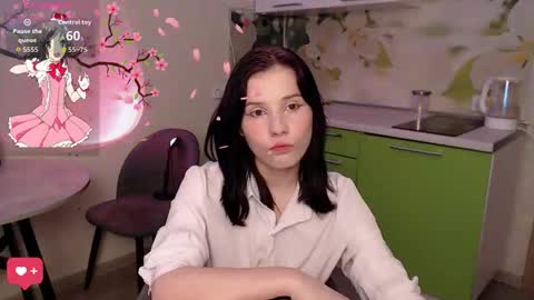 mellhyees online show from November 10, 2025, 4:28 pm