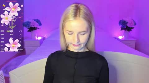 Mellina online show from October 14, 2025, 9:48 pm