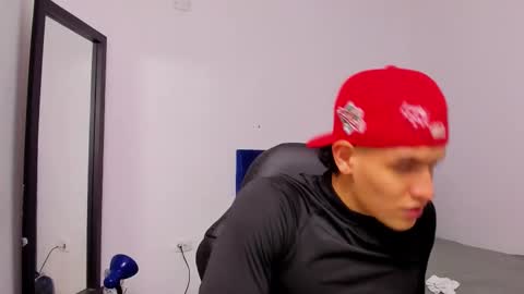 Mellow Baby online show from November 4, 2025, 10:42 pm