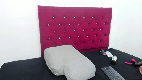 Snapshot of meloddy_megann chatting on June 6, 2026, 8:57 pm Melody online show from June 6, 2026, 8:57 pm