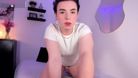 Snapshot of meloddysky chatting on March 10, 2025, 1:21 pm Meloddy online show from March 10, 2025, 1:21 pm