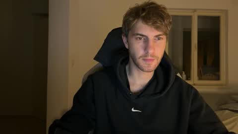 Melodicass online show from November 15, 2025, 1:03 am