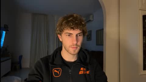 Melodicass online show from February 15, 2026, 12:07 am