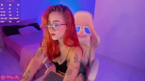 Snapshot of melodie_roy chatting on May 16, 2026, 9:46 pm Melodie Roy 999 online show from May 16, 2026, 9:46 pm