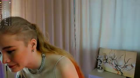 Snapshot of melodievejar chatting on July 3, 2026, 4:30 am melodievejar online show from July 3, 2026, 4:30 am