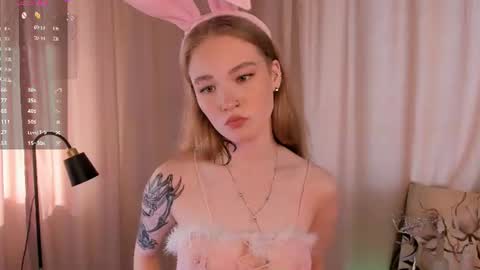 Snapshot of melodievejar chatting on July 8, 2026, 4:28 am melodievejar online show from July 8, 2026, 4:28 am
